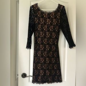 DEAL!?Black lace Babaton, dress, fully lined, V neck in back, 10, fits like 8